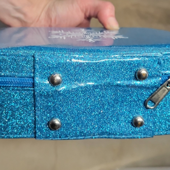 COPY - Kids makeup kit - Picture 9 of 11